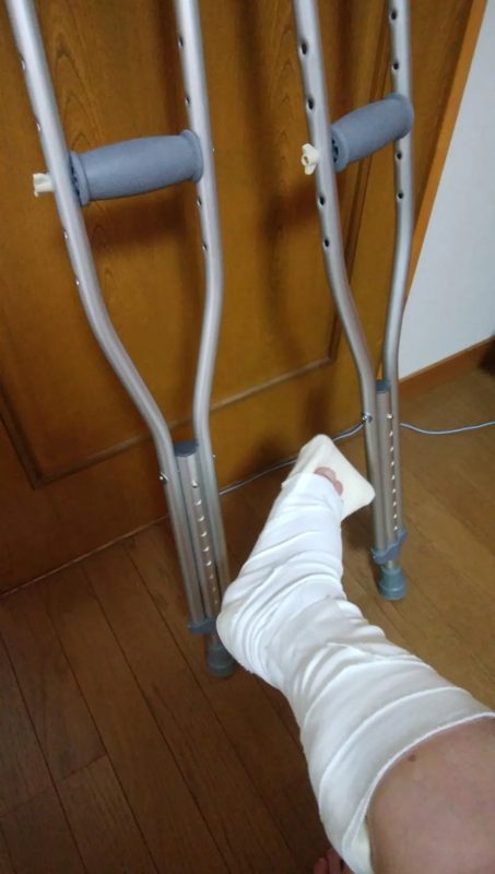 松葉杖